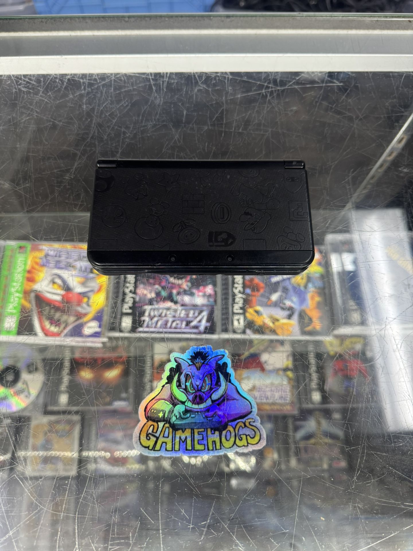 New Nintendo 3DS $300 Gamehogs 11am-7pm