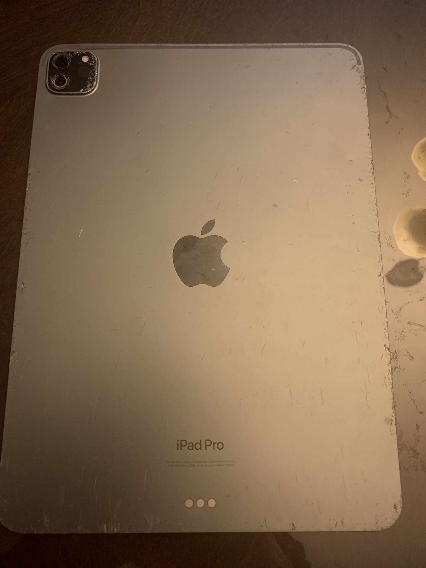 Ipad pro 11 Gen 4 For parts