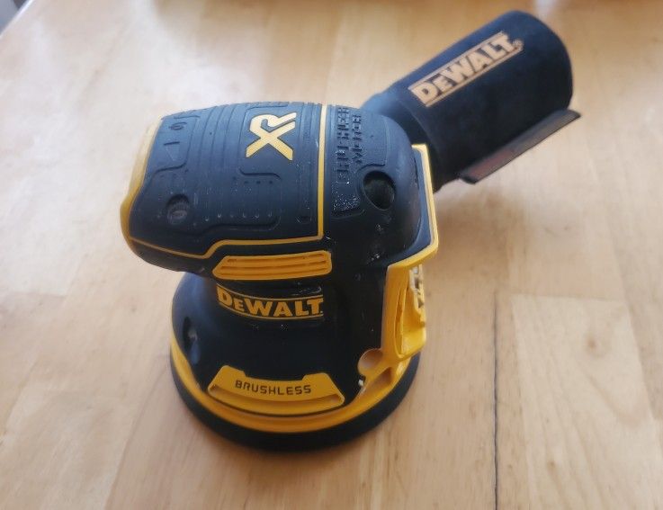 Dewalt 20V Palm Orbital Sander