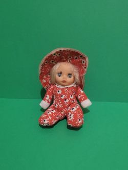 Vintage El Greco 3.5" Plastic Girl Doll soft body Greece.
