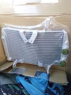 Radiator mini for a motorcycle or a ATV