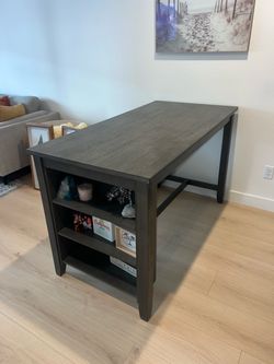 Dining table set, table + 4 chairs (Ashley’s furniture)