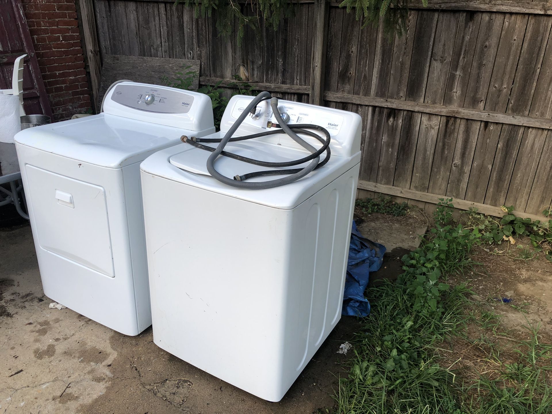 Haier Washer and Dryer Set