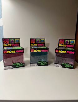 NeeDoh Nice Cube
