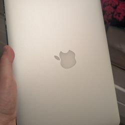 2015 MacBook Pro With Upgraded 16gb Ram 