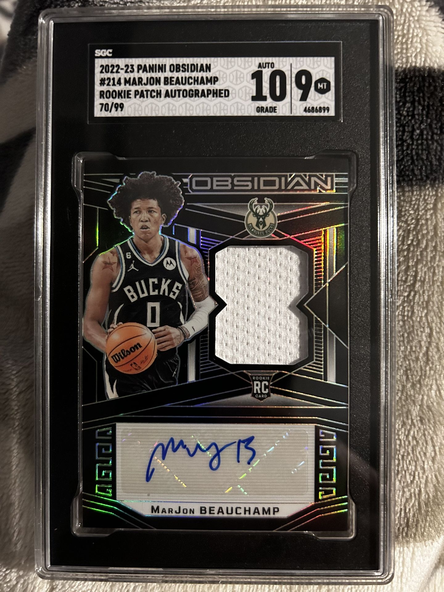 MARJON BEAUCHAMP 2022-23 Panini Obsidian Rookie Patch Auto