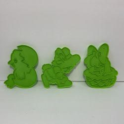 Vintage 1978 Wilton Lot of 3 Green Easter Cookie Cutters Basket Bunny Baby Chick