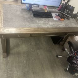 2 Twin Office desks