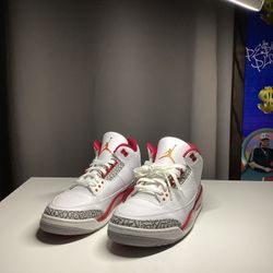 Jordan 3 “Cardinal”
