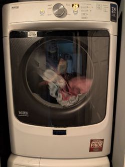 Maytag electric dryer 7.4 cubic feet