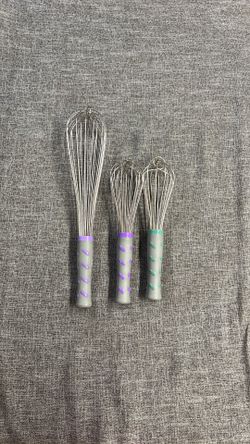 Whips/Whisks 3 Ea Total