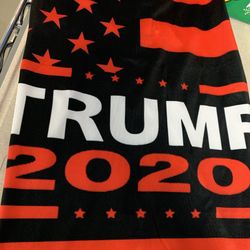 Trump 2020 facecover