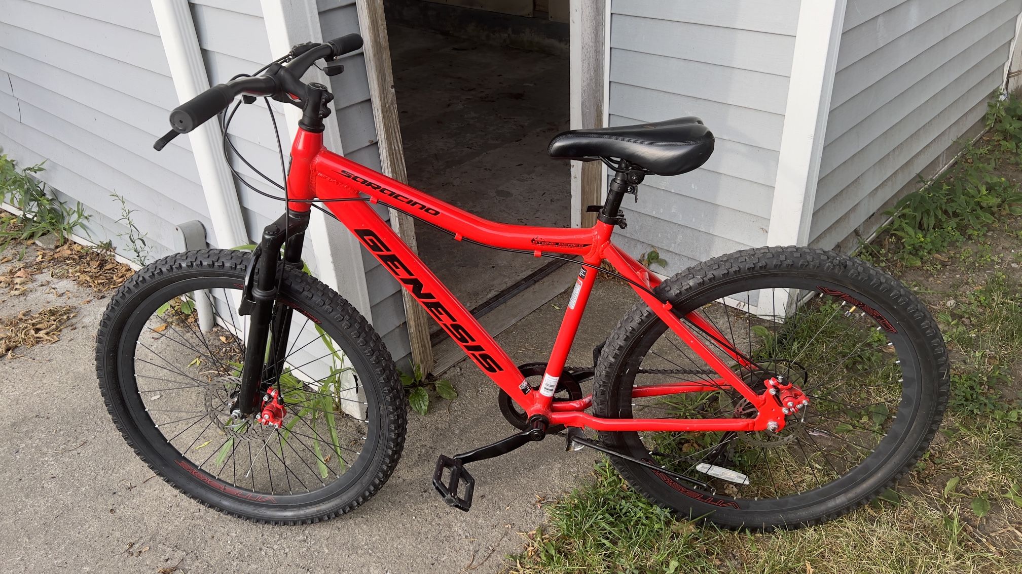 Genesis 26 inch saracino men's mountain bike online