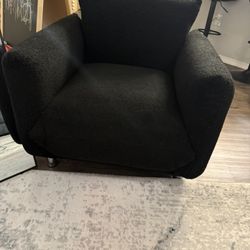 Black Sherpa Chair