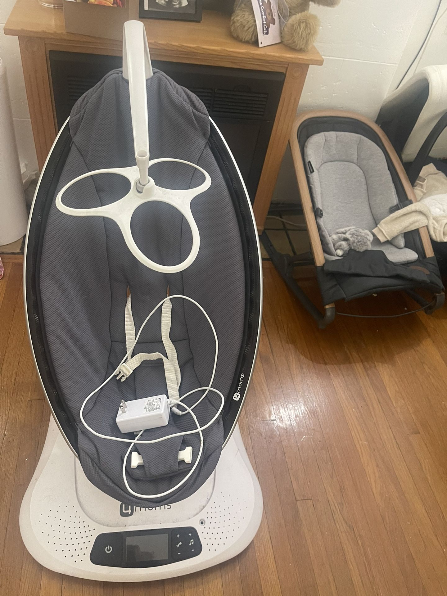 Mamaroo 4moms 4 baby swing