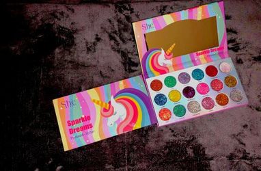 Glitter pallet