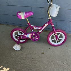 Girls Bike With Training Wheels 