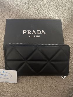 Wallet Black High Quality With It’s Box