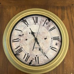 Vintage 16" Clock Corinthian Morgan Clock Co London Gold