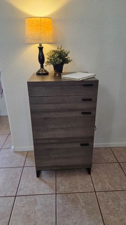 5-Drawer Tall Dresser Gray Wood Finish