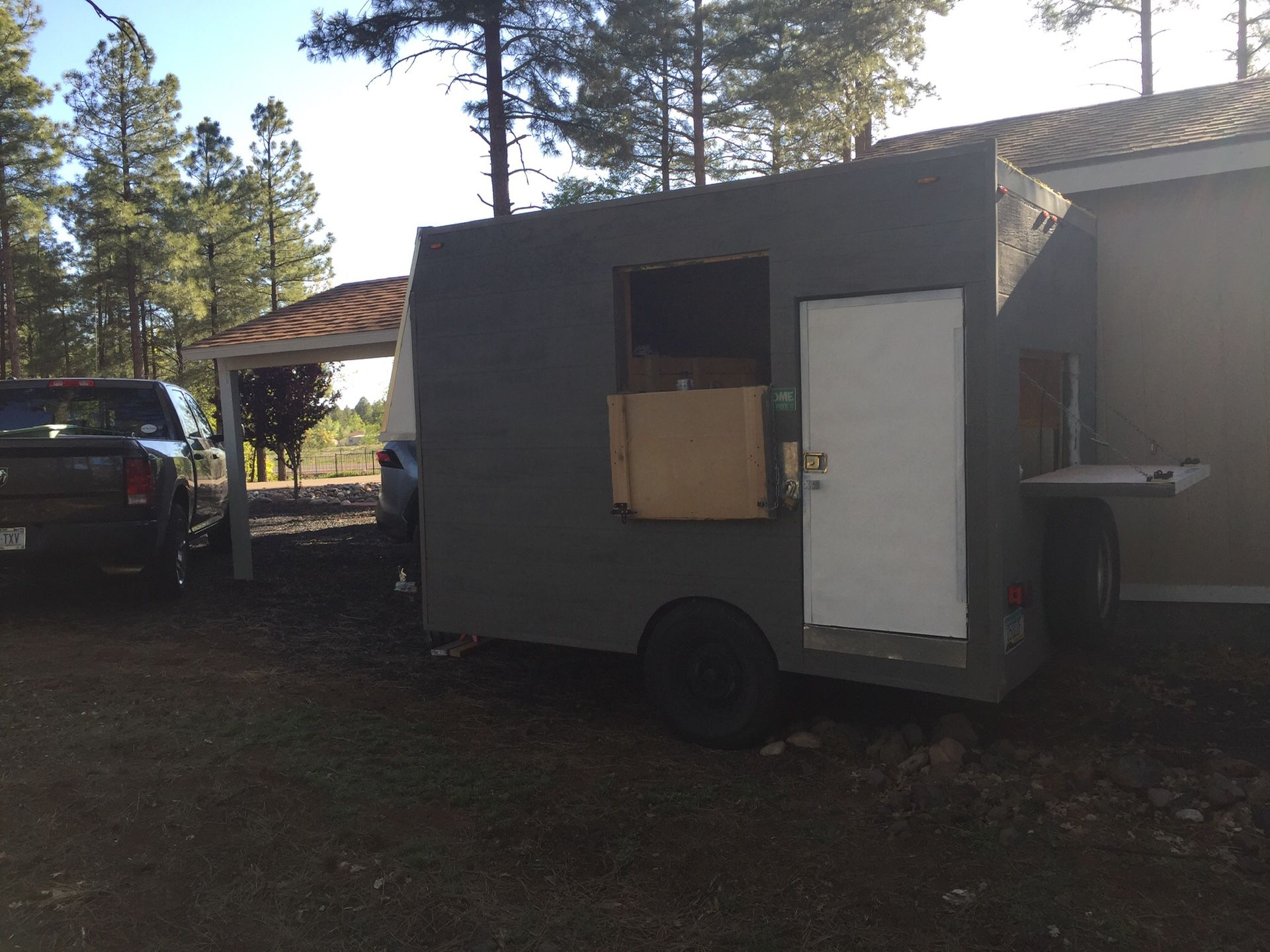 Camper trailer (sleeper)