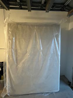 Queen size mattress & boxspring