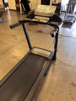 proform 8.7 treadmill with incline, folding, and running speed