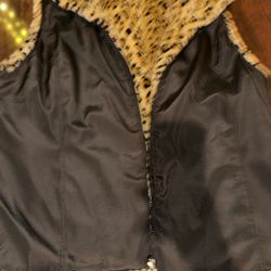 Women’s Size L Reversible Vest New