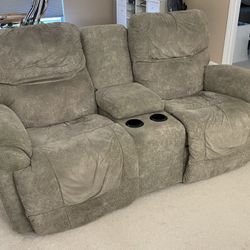 La-Z-Boy Power Reclining Sofa