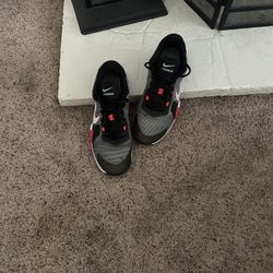 Nike Air Max Athletic Shoes 