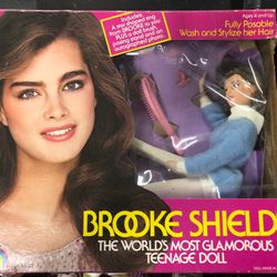 1982 Brook shields, doll