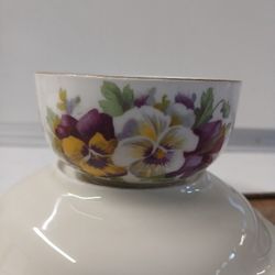 STAFFORDSHIRE   BONE  CHINA 