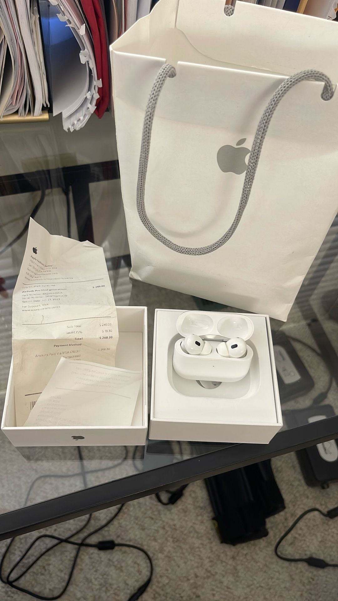 Apple Airpods Pro 2nd Gen - Used Once (Don’t Fit)