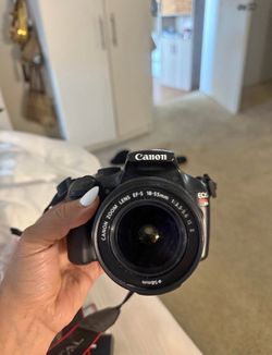 Canon EOS Rebel T3 DSLR Camera