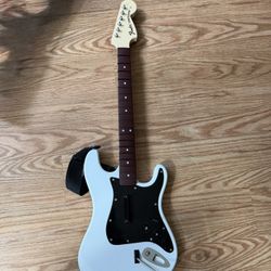 XBox One Rock Band 4 Wireless Guitar Fender Stratocaster White/Black Rare