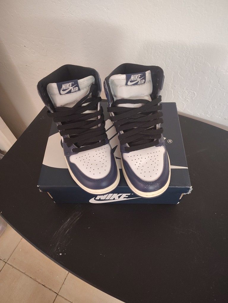 AARON JORDAN 1 RETRO HIGH TOPS SIZE 4 AND 1/2
