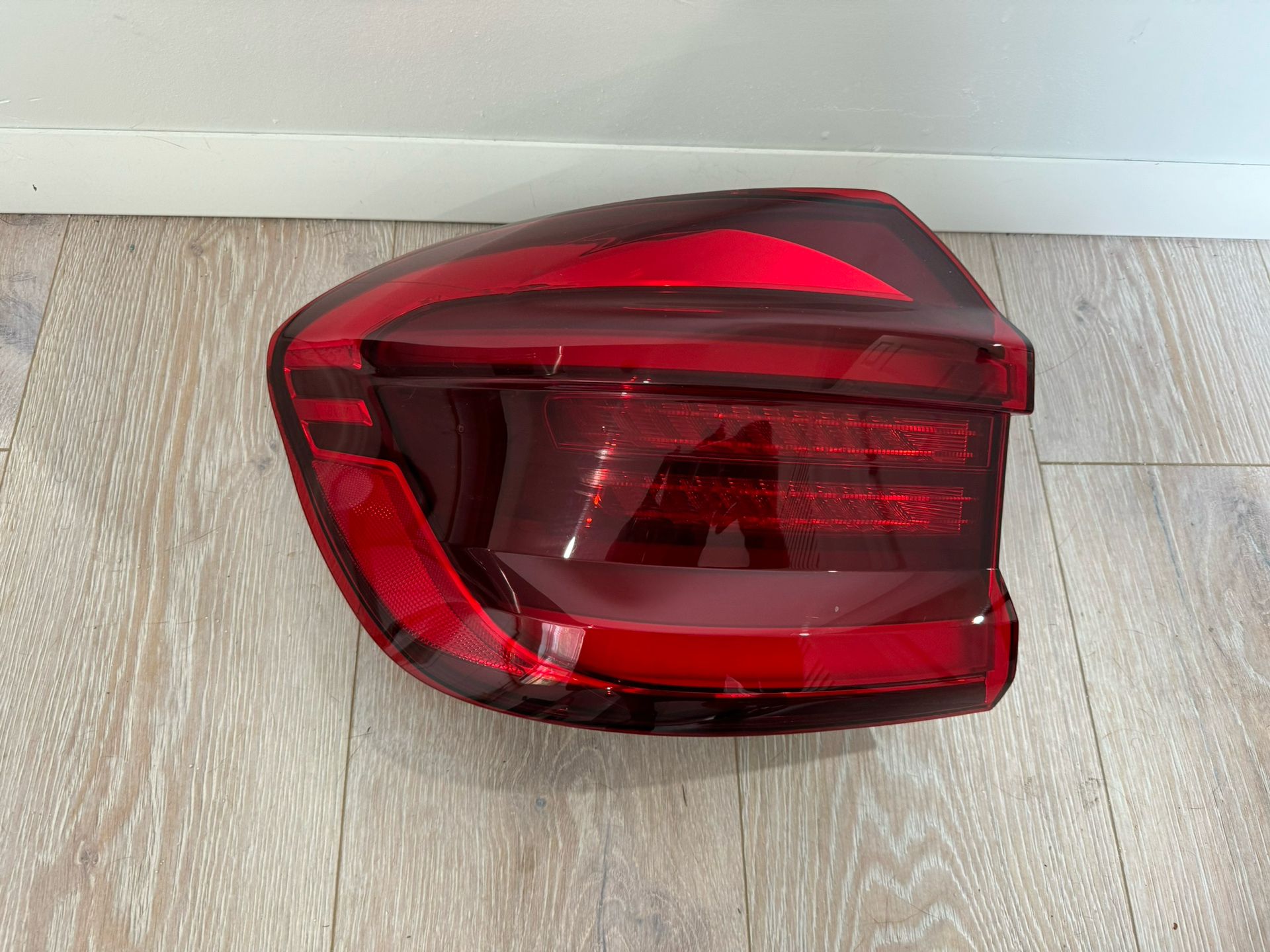 2018-2021 BMW X3 TAILLIGHT DRIVER LEFT LED LAMP 18-21 OEM