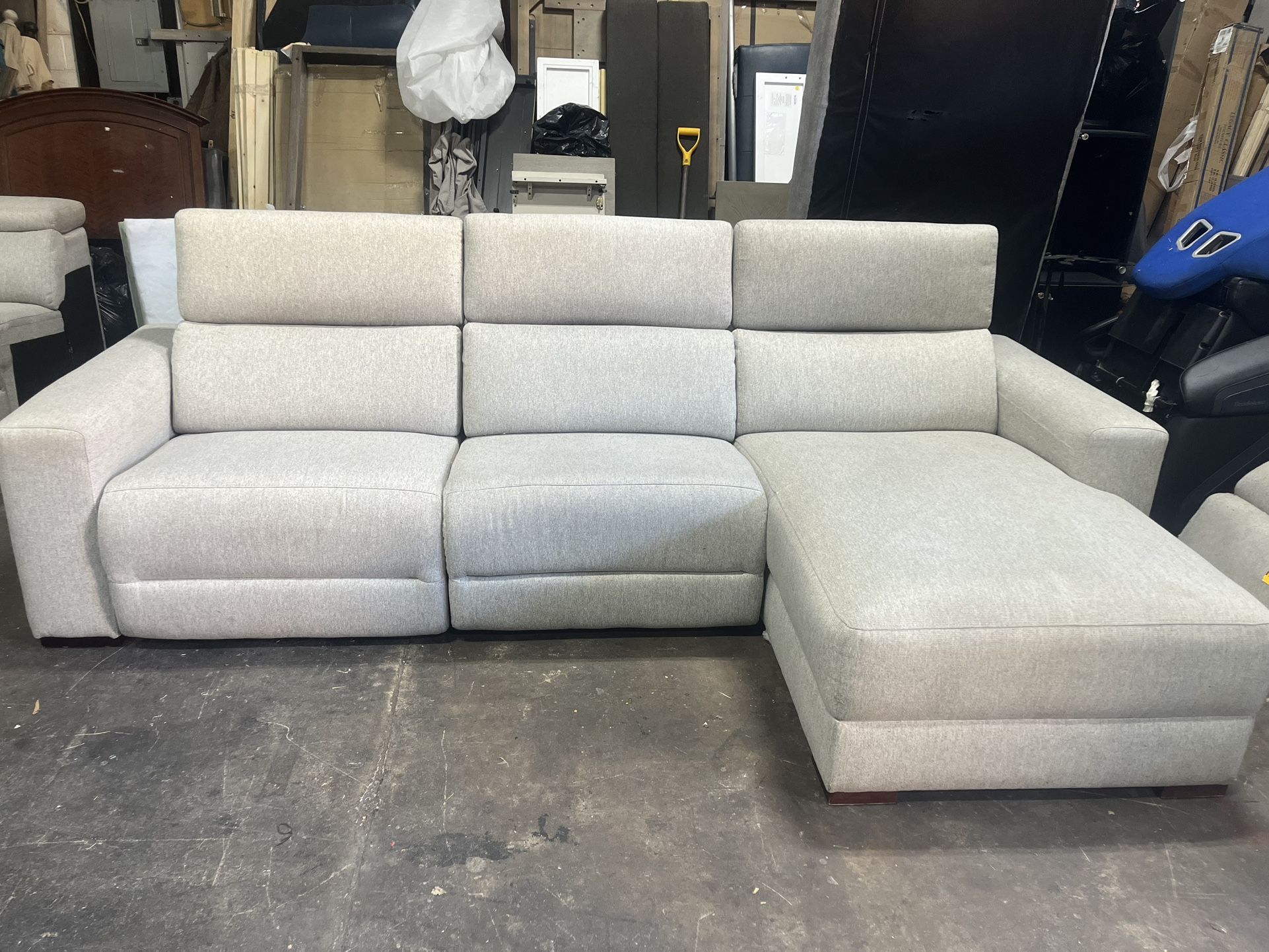 Macys Brand Nevio Sectional $750 for Sale in Paterson, NJ - OfferUp