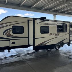 2016 Keystone Bullet model 272BHS