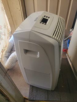 A/c acondition$.165works good 11000 BTU