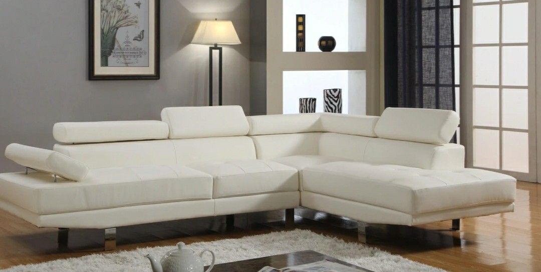 Antares White Modern Sectional