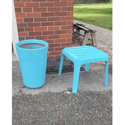 Patio Table And Planter 