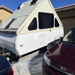 1992 Alpine Pop Up Trailer -White