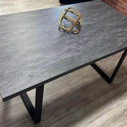 Dinning Room Table