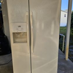 Double Side Doors Refrigerator 30W X 66H