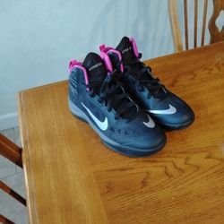 Nike Hyper Fuse Size 6.5