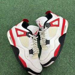 JORDAN 4 RED CEMENT SIZE 11