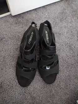 Black AEROsoles