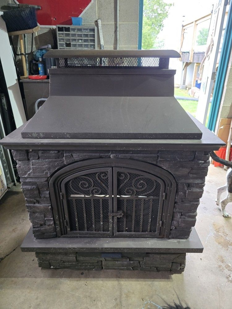 Outdoor Fireplace