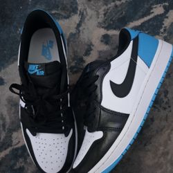 Jordan 1 retro low og
Black dark powder blue